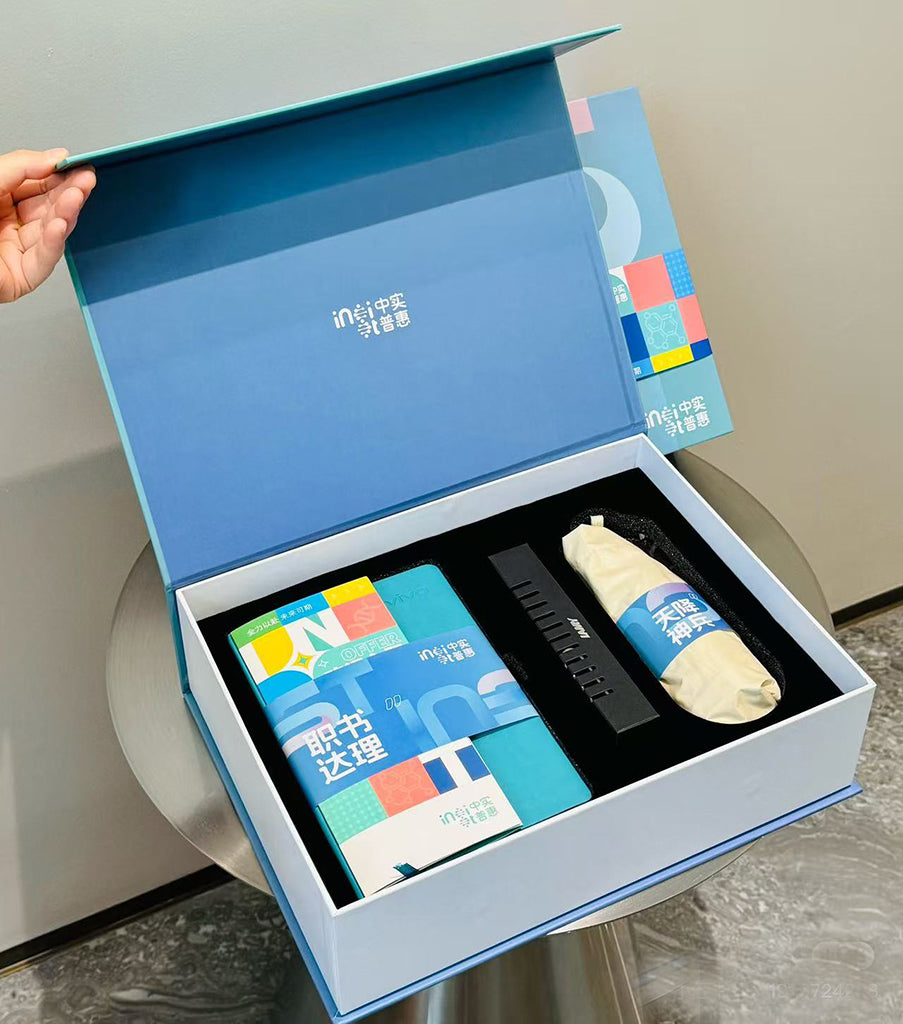 Gift box packaging sample — image 4