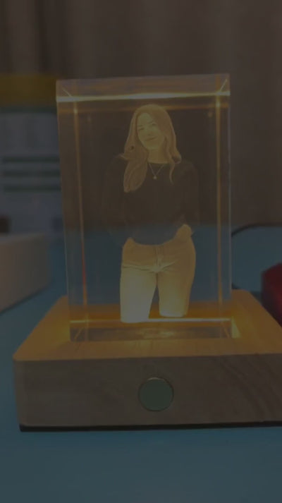 Personalized 4K 3D rectangle crystal photo gift video showing LED base display, inner engraving process, and matching crystal photo necklace